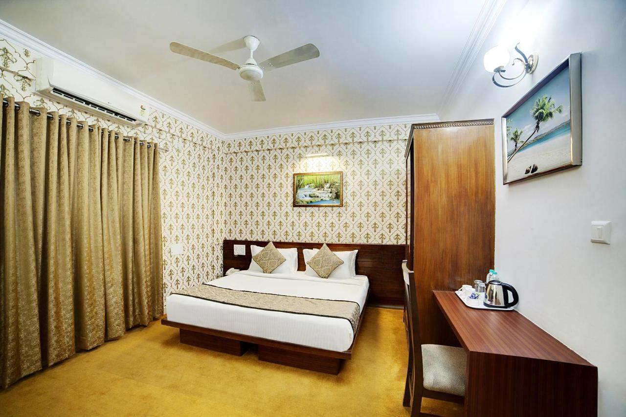The Liverpool Blue Hotels บังกาลอร์ ภายนอก รูปภาพ